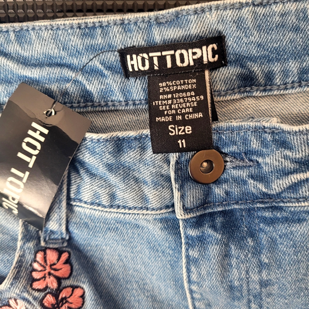 Hot Topic Blue Jeans with Raccoon and Floral Embroidery - Picture 7 of 9